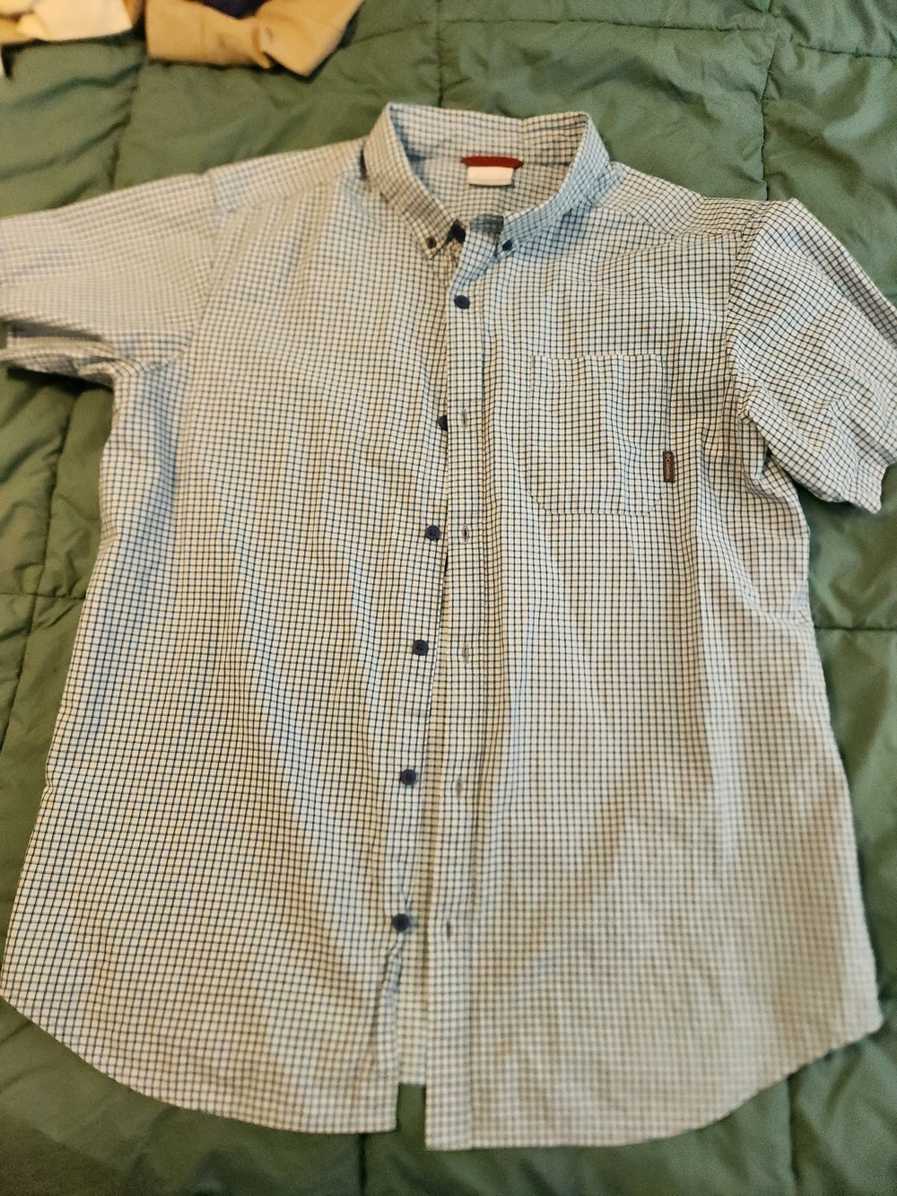 Columbia Men's Short-Sleeve Button-Down Shirt in Blue and White Check